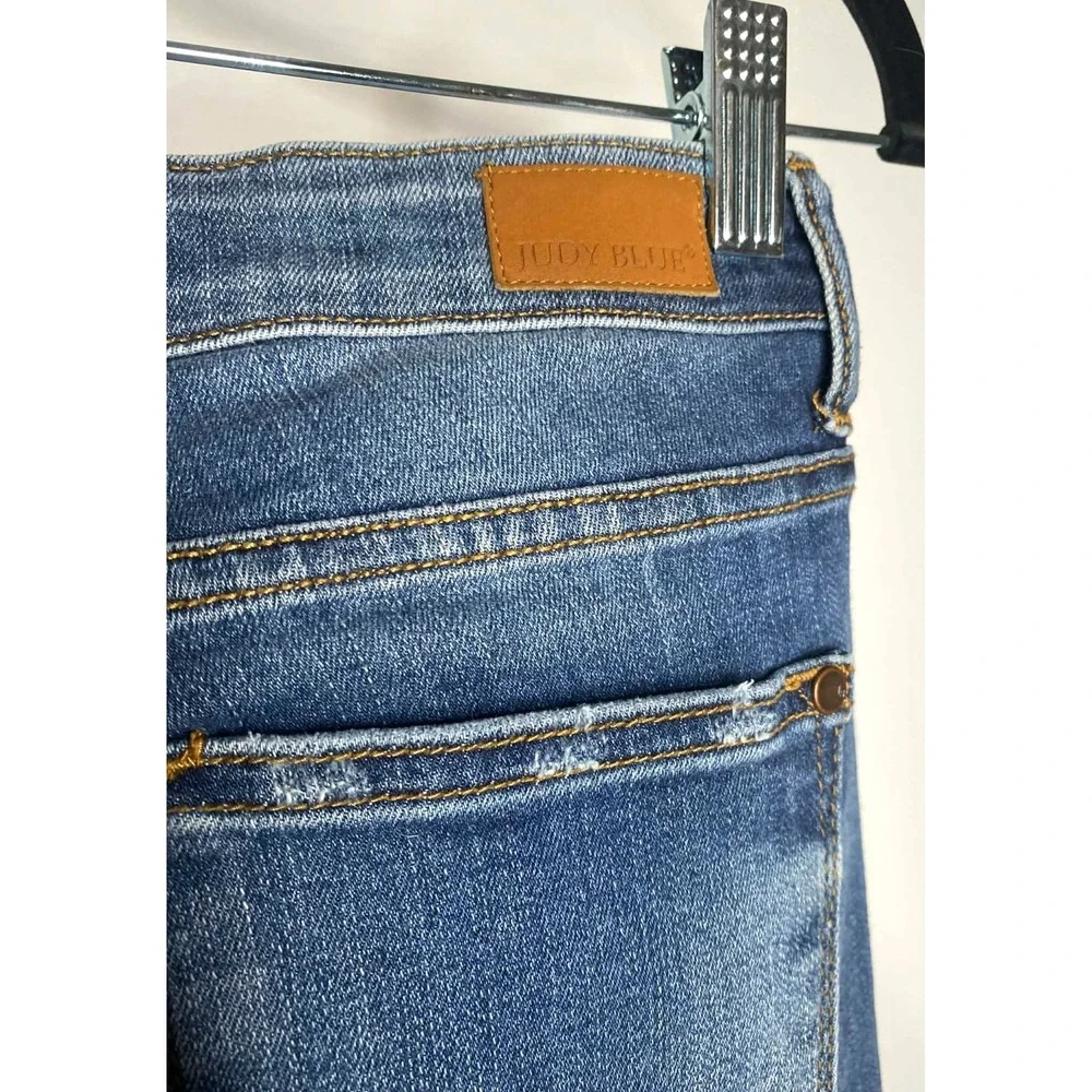 Judy Blue Boyfriend Fit Jeans Womens Size 5/27 Blue Medium Wash Denim Distressed
